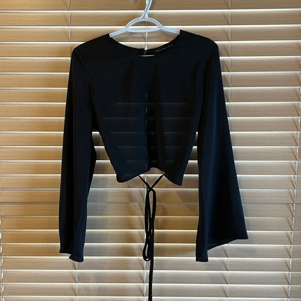 Black crop top